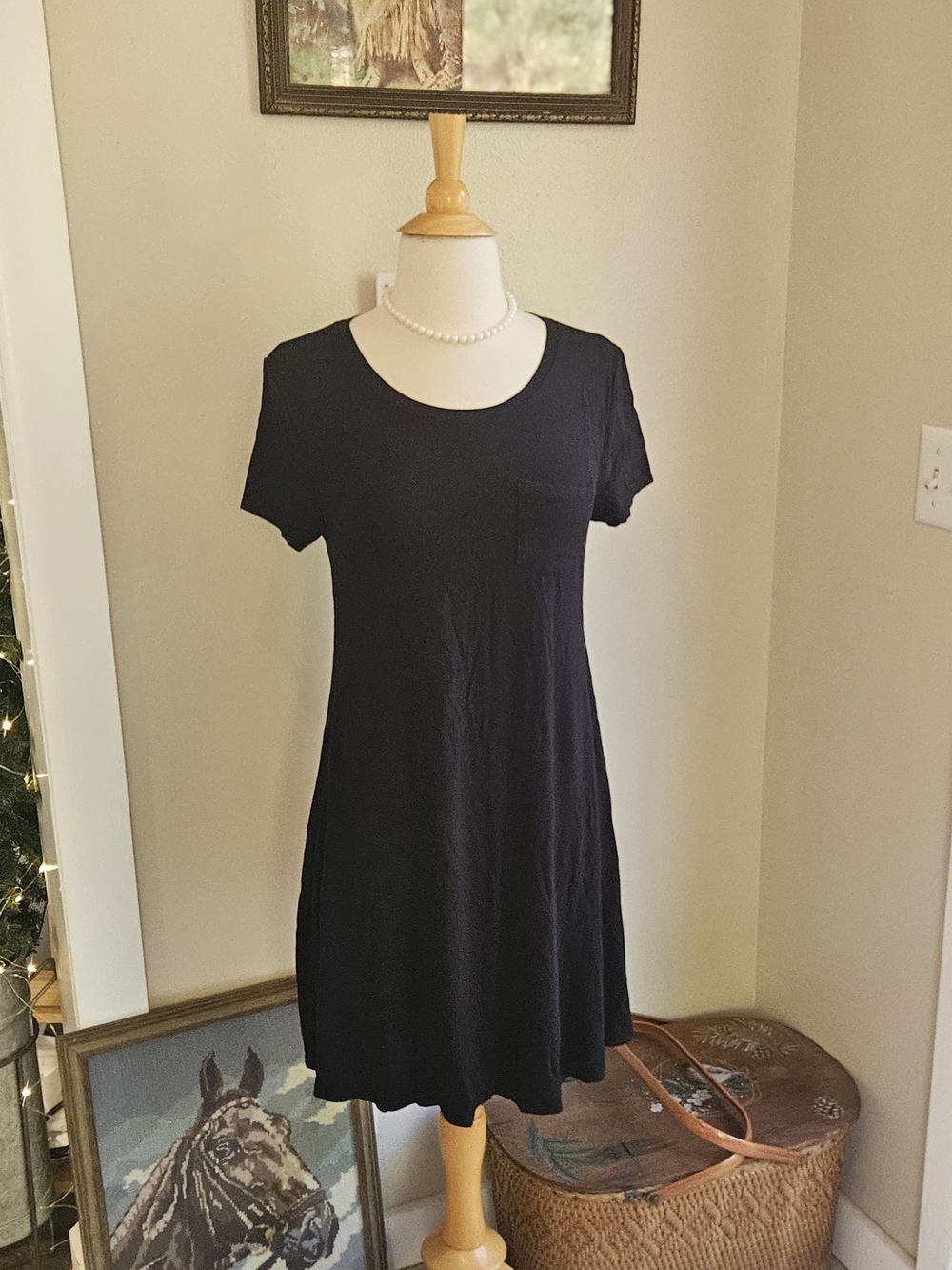 Arizona Jean Company Black Short-Sleeve Swing Tunic T Shirt Dress